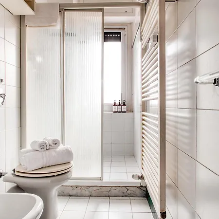 Deltico; 4 Guests In Washington Area