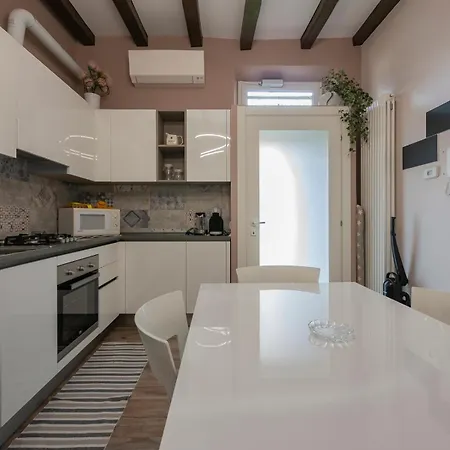 Apartament I-host - Imbonati 6