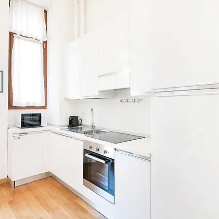 Easylife - - Cannobio 10 - Duomo Apartman *