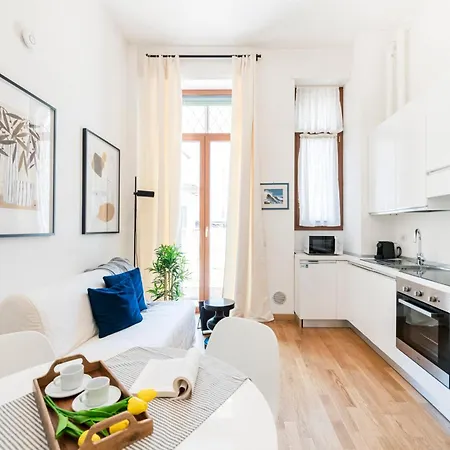 Easylife - - Cannobio 10 - Duomo Apartman Milánó