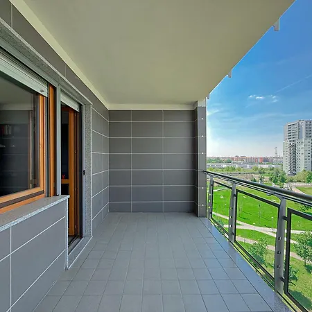 80m2, 7 Piano, Bilocale Con 2 Terrazze E 2 Bagni 公寓 *
