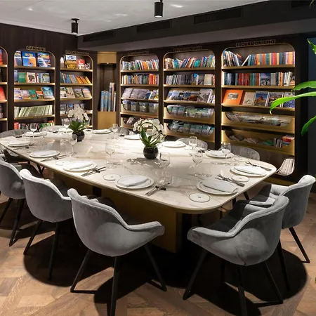 Hotel Palazzo Touring Club Milan, A Radisson Collection