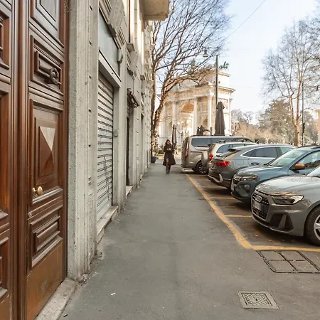 Youhosty - Arco Della Pace Apartament Mediolan