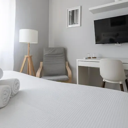 Contrasti - Black & White * Milano