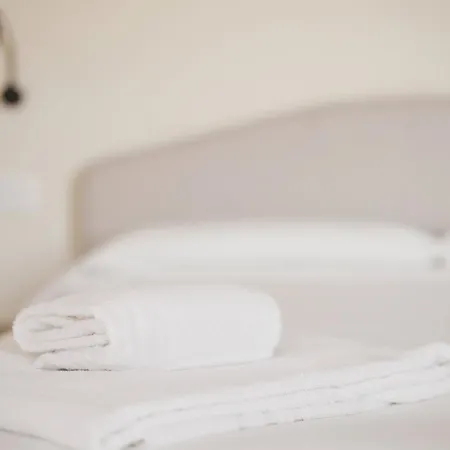 公寓 Hostmate - - Doria's Light - Stazione *