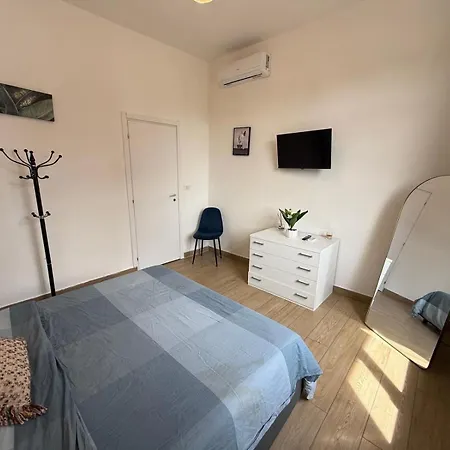 Stardust Padre Giuliani * 밀라노