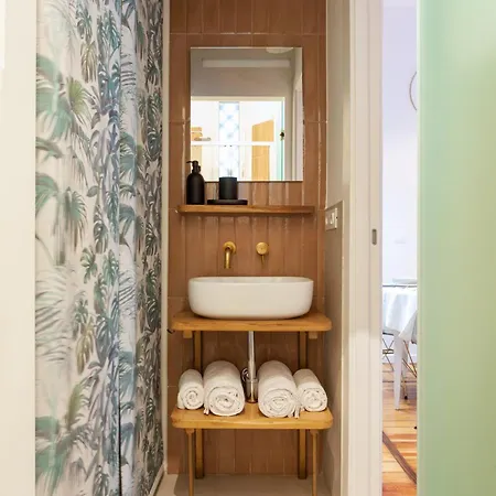 6 Min From Duomo Design In Apartment