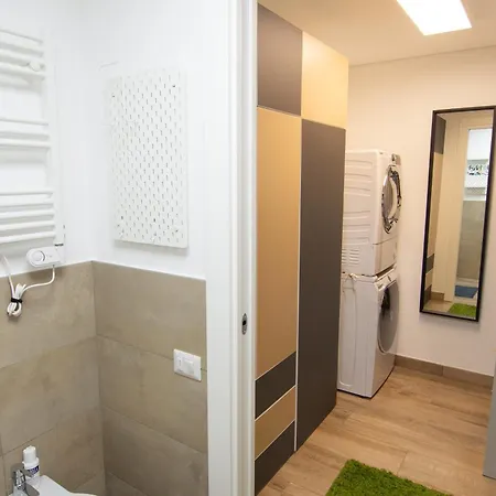 Apartment Homi Premium Loft - Near Isola District Mailand