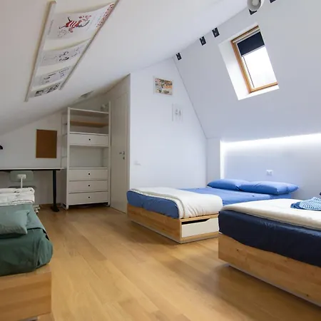 Homi Premium Loft - Near Isola District * Milán