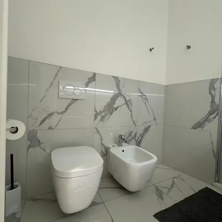 Lejlighed Luxury San Babila Milano