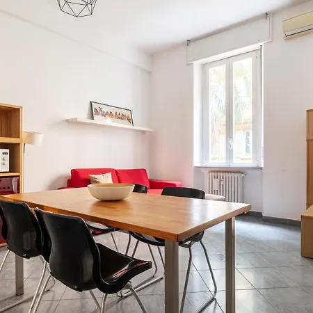 Casati25 Bilocale In Repubblica * Milan