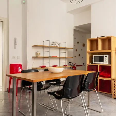 Casati25 Bilocale In Repubblica Apartment *