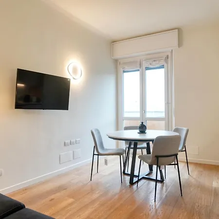 דירה Piranesi Boutique - Modern Design 5 Mins From Linate Airport מילאנו