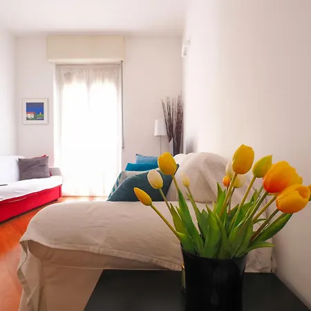 Sva18 - Fully Equipped Large Flat - S Ambrogio Апартаменты Милан