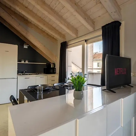 Rooftop Corso Con Terrazzo Privato