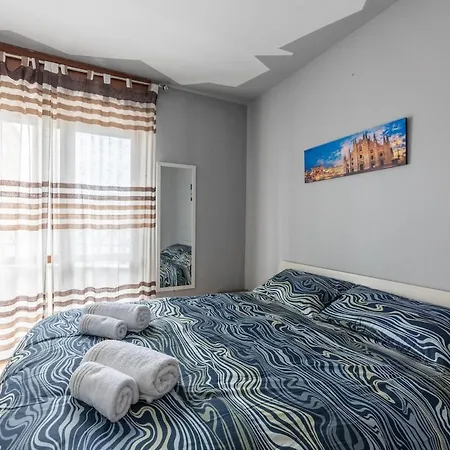 Brenta F Prada Free Private Parking & Terrace Apartment *