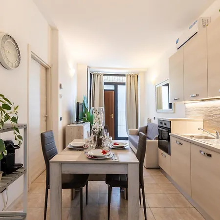 Appartement Linate - 10 Minutes From Duomo, Wifi *
