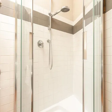 Ferrucci Luxury 3 Bedrooms Apartment