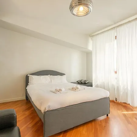 Apartment Ferrucci Luxury 3 Bedrooms