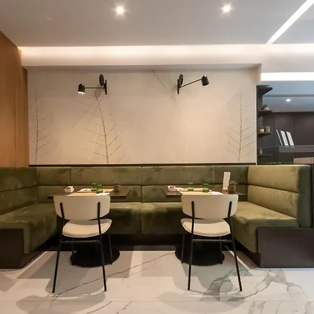 Hotiday Collection - Cinque Giornate 4*