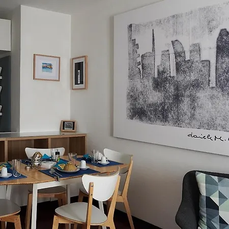 Daire 10 Min - Bright & Modern, Up To 5 Beds Milano