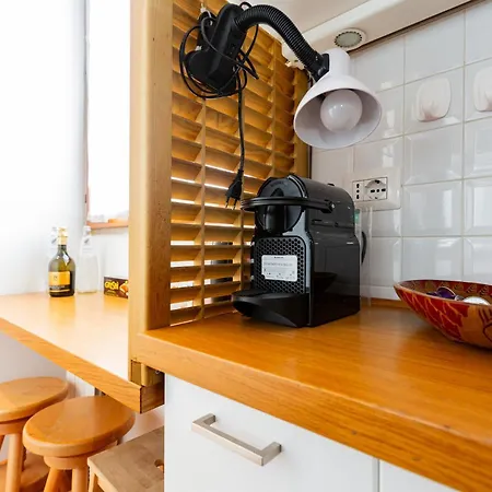 Ingegnoli1 Bright Floor By Hospity Appartement *