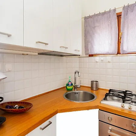 Ingegnoli1 Bright Floor By Hospity Milan