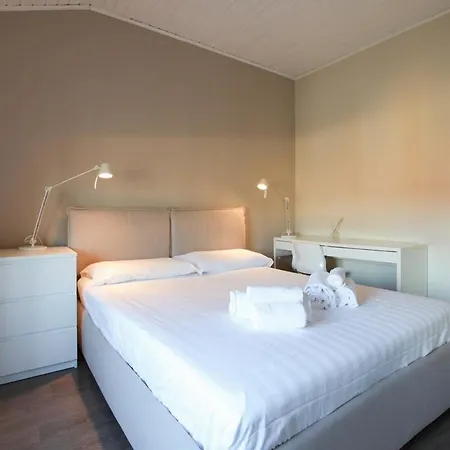 Charming In The Heart Of Navigli Apartament