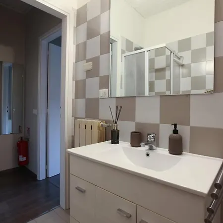 Appartamento Charming In The Heart Of Navigli