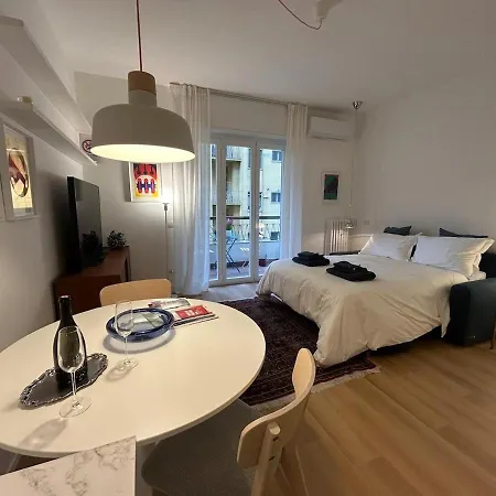 Emotion 716 E Sei A Casa! Lägenhet Milano