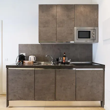 Daire Duomo Luxury Crystal Milano