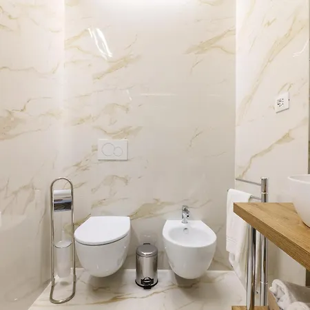 Duomo Luxury Tiffany With Balcony Milão