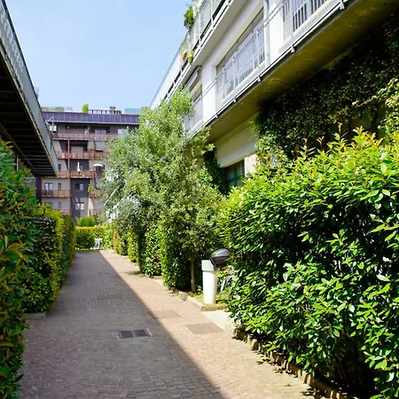 Star Dust Apartment *