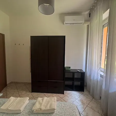 In Elegant Close To The Center * Milán