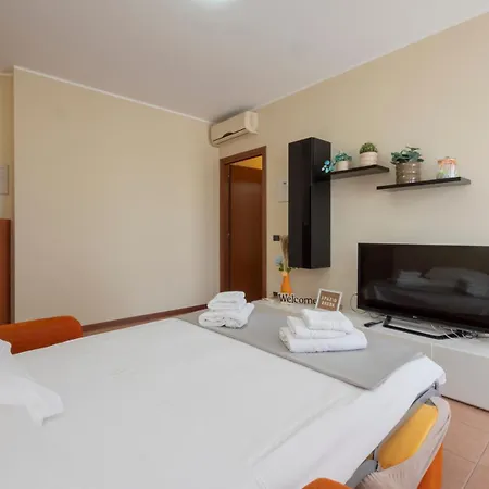 Lägenhet Spazio Breda - Free Parking, Private Garage, Metro M1, Balcony, 4 Guests