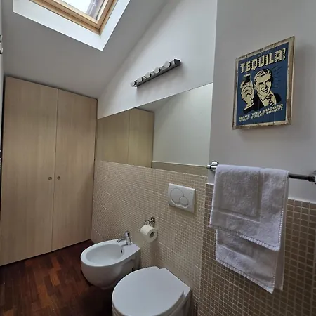 Apartamento Urban Attic Isola District