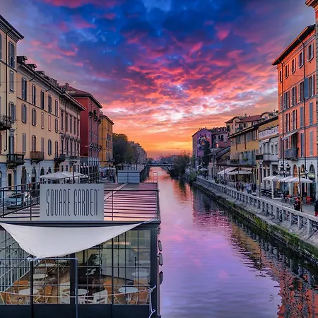 Navigli Nest Renovated With Balcony On The Naviglio 아파트 *