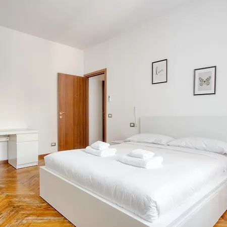 Just Urban Stays - Luminoso Bilocale Zona Solari - 2 Min Metro M4 アパート *