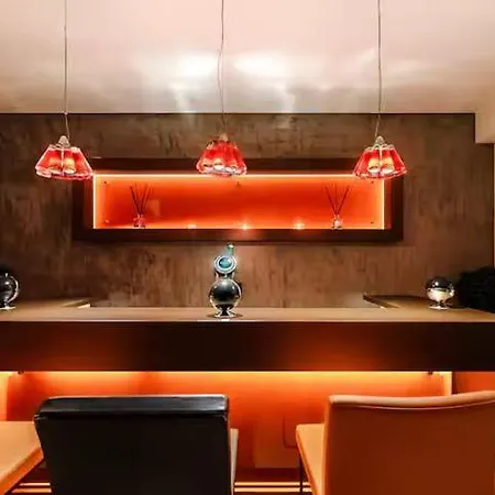 Readhostprofile! Luxury Penthouse Near Duomo 公寓 米兰