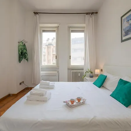 Moscova Dream - Bright And Quiet 5th Floor Milan