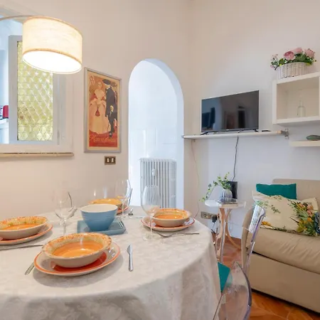 Appartamento Moscova Dream - Bright And Quiet 5th Floor