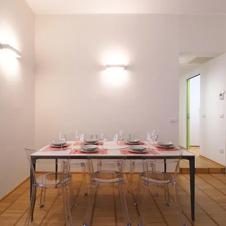 Court House Elegant *