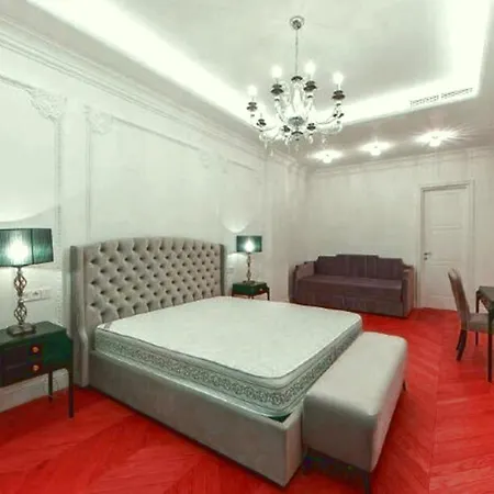 Apartment 4 Bedrooms Indro Montanelli Gardens *
