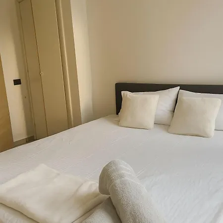 Mivo Porta Romana M3 - 8 Minutes From Duomo And 250m From Metro Lodi * Milão