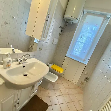 Beada Home, A Pochi Passi Dal Centro Storico Di E Da Navigli, Con Fermata Metropolitana A Pochi Passi! Apartment
