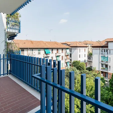 Apartment Vercelli Pagano - Ampio E Luminoso Trilocale *