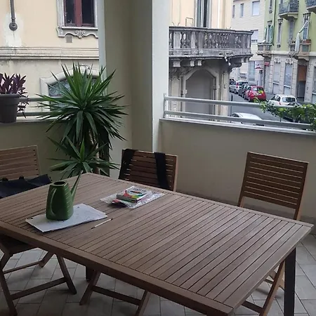 Bright Three-room With Terrace In Апартаменты