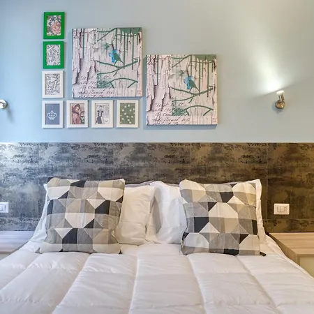 Station Bright Milaan