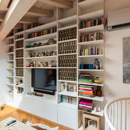 Spacious Loft Onebdroom Fiera Area - Mirable Pm *