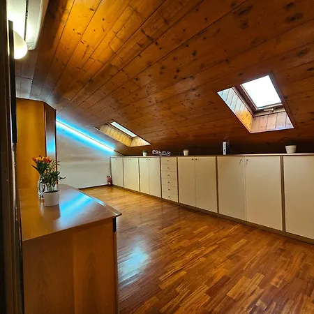 Apartment Mansarda M4 By World Mailand